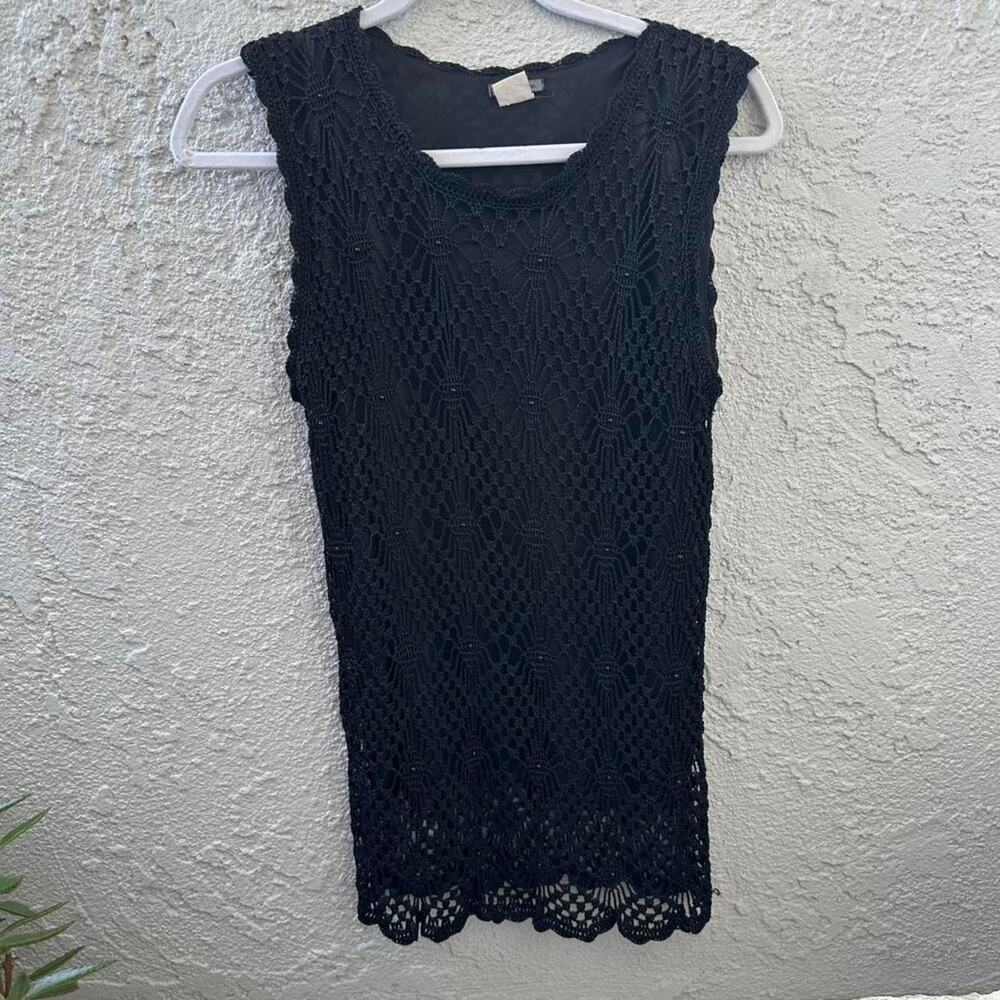 Black crochet set